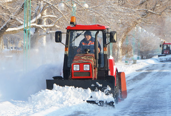 На Полтавщині від снігу звільнили понад 1,5 тисячі кілометрів доріг
