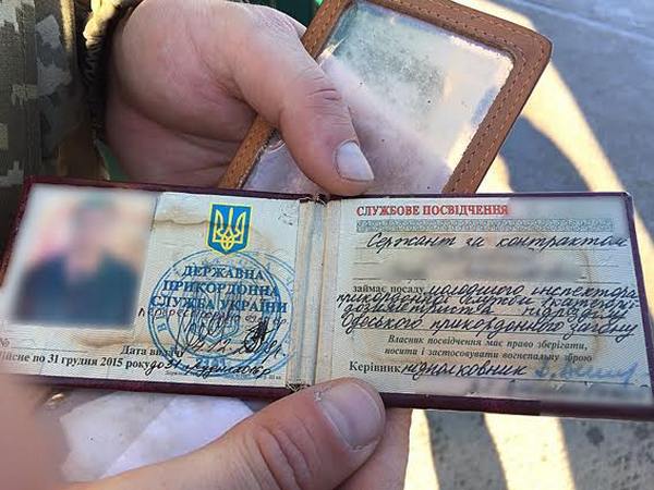 Таможенник и пограничник требовали свою «десятину» за провоз продукции на территорию Крыма через «Чонгар»(фото)