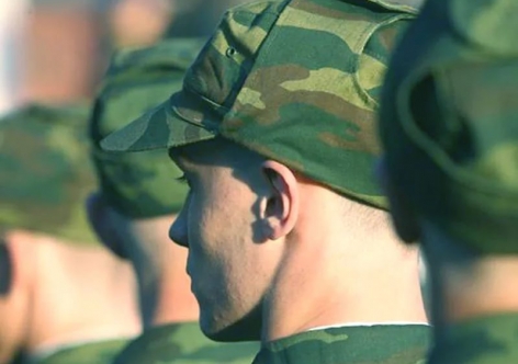Весной в армию призовут до двух тысяч крымчан