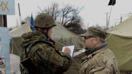 Полиция застопорила напавших на участников блокады в Донецкой области