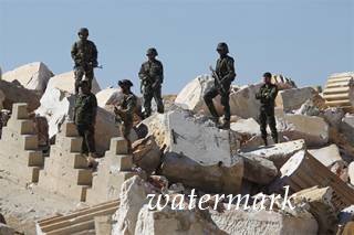 Сирийские войска при поддержке российской авиации взяли под контроль Пальмиру