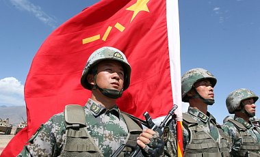 Китай увеличивает военный бюджет на 7%