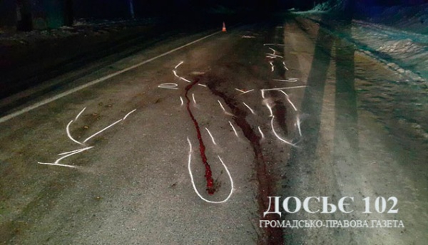 На Ивано-Франковщине водитель микроавтобуса свалил человека и тащил его более 14 км