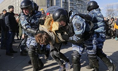Акции против коррупции в Москве: застопоренных вяще тысячи