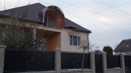 На Закарпатье обстреляли дом люстрированного прокурора