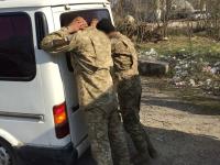 В Тернополе военные бондили топливо из воинской части(фото)