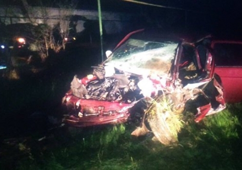 В Крыму ночью погиб водитель ВАЗа, потерпели двое пассажиров [фото]