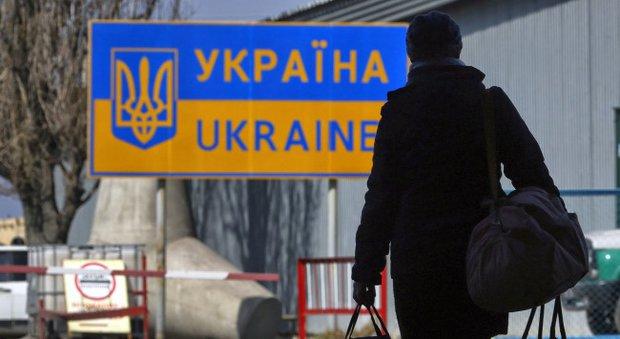 Сыты по горло: Украинские беженцы теперь бегут из России