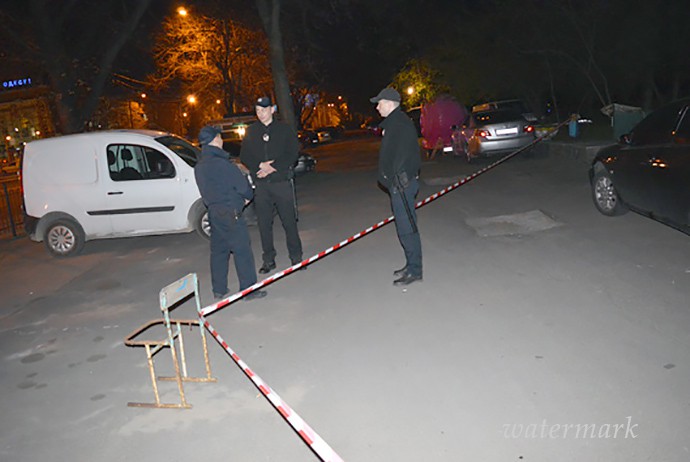 Одесская полиция нашла неподалеку от Куликова поля рюкзак со взрывчаткой