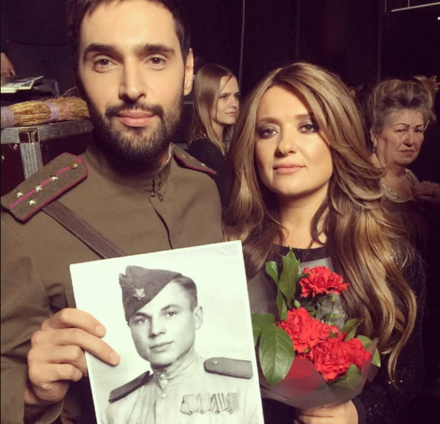 Наталья Могилевская с Козловским поддержали акцию Бессмертный полк