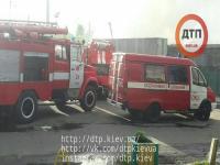 В Киеве приключился масштабный пожар на «Дарницком рынке»(фото)