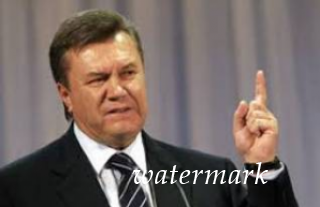 Янукович заявил, что алкает индивидуально допросить Порошенко и его окружение
