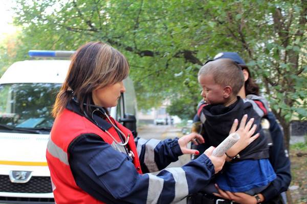 В Полтаве на пожаре из-за кратковременного замыкания электропроводки избавили 5-летнего малыша(фото)