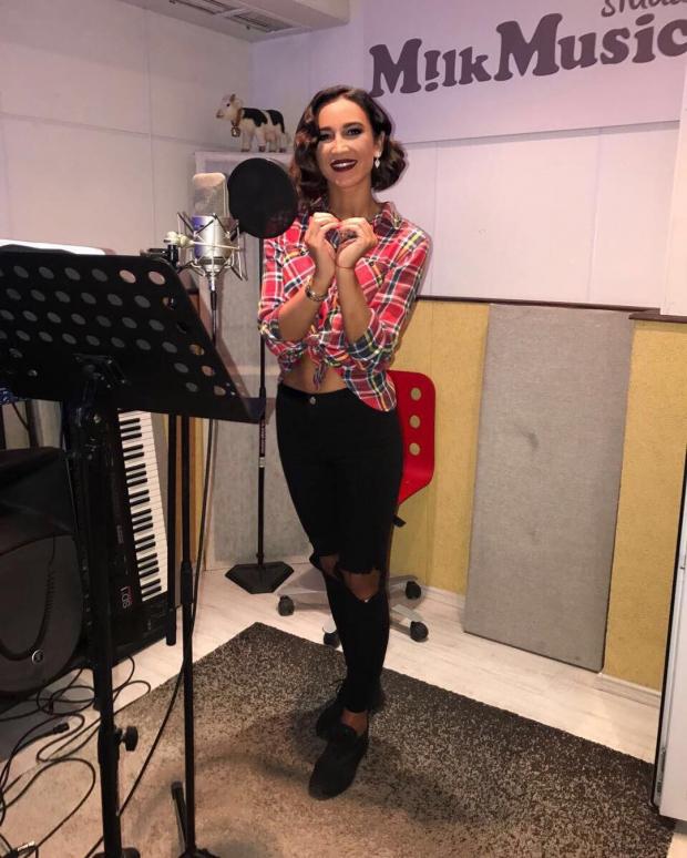 Ольга Бузова Инстаграм: певица пообещала поклонникам сюрприз на своем первом сольном концерте