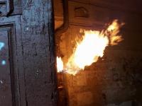 В фокусе Одессы пламенела газовая труба древнего дома, обитатели почитают ЧП не случайным(фото)
