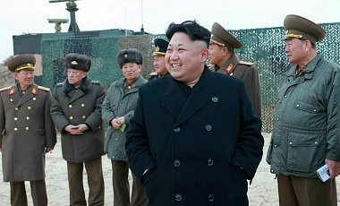 Ким Чен Ын наименовал ядерное оружие КНДР своим "драгоценным мечом"