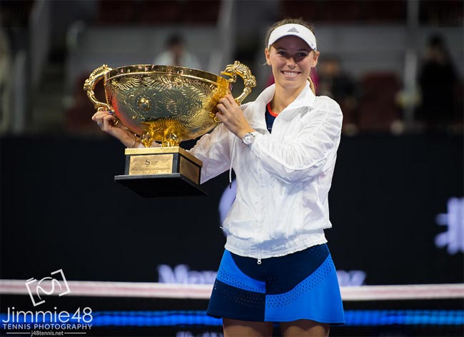 Каролин Возняцки стала победительницей турнира China Open