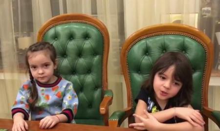 Дети Филиппа Киркорова записали видеообращение к Андрею Малахову