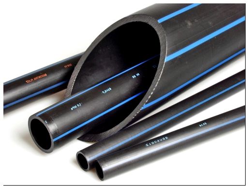 Пластиковые черные трубы для водопровода чаще всего делают именно из полиэтилена